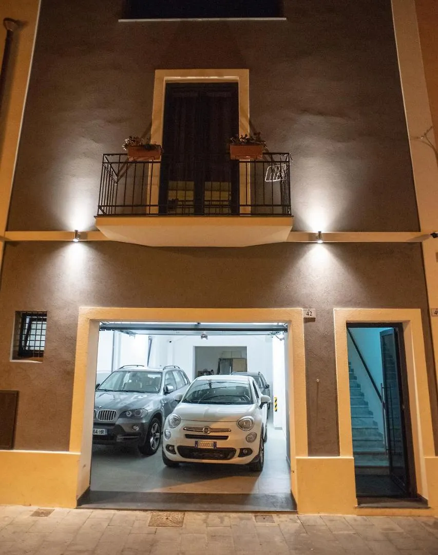 Incentro B&B Milazzo 3*,